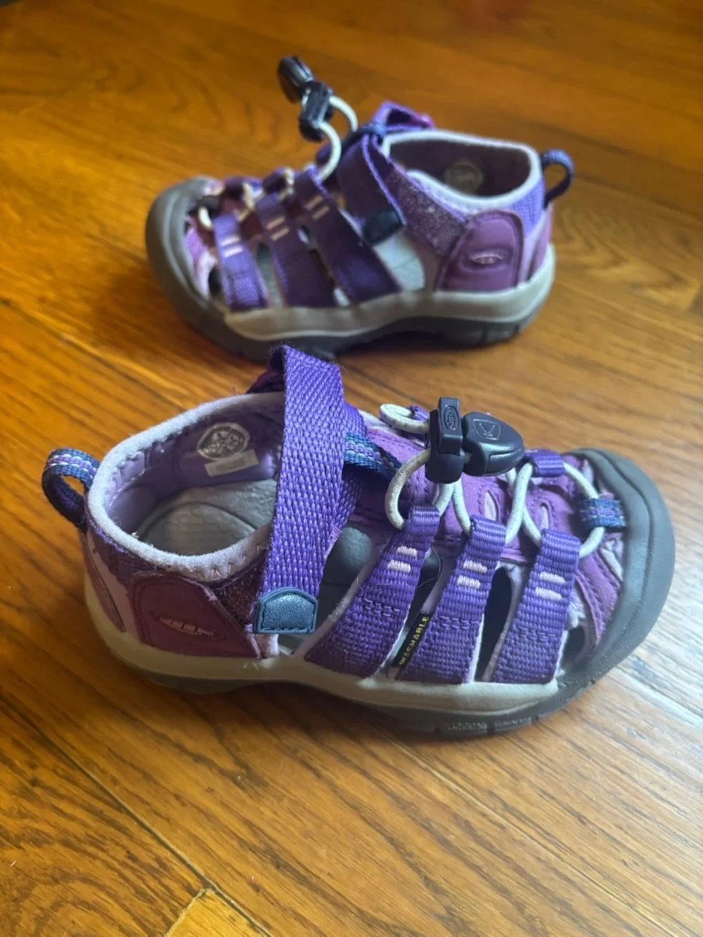 Like New! Keen Little Girls Water, Hiking, Play Shoe in Purple. Size 9.